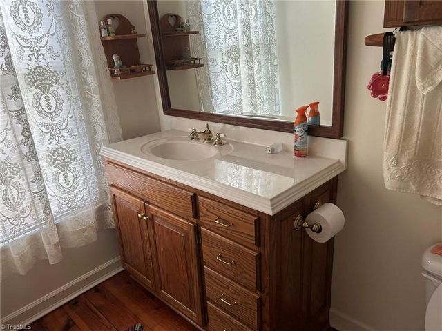 272 Lester Foster Road, Advance, NC 27006