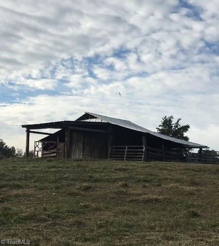 272 Lester Foster Road, Advance, NC 27006