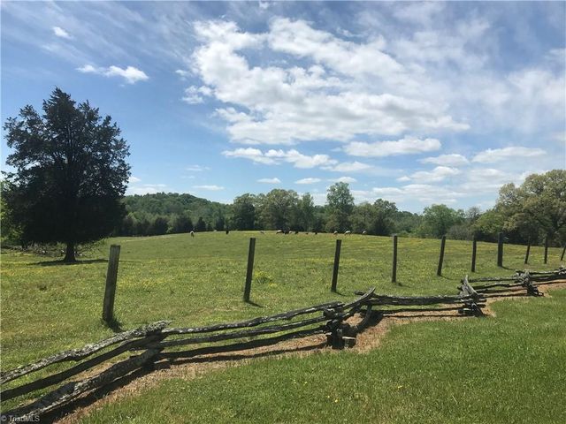 272 Lester Foster Road, Advance, NC 27006
