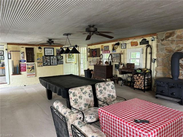 272 Lester Foster Road, Advance, NC 27006