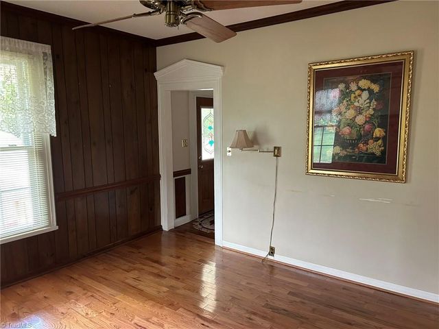 272 Lester Foster Road, Advance, NC 27006