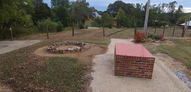 272 Lester Foster Road, Advance, NC 27006