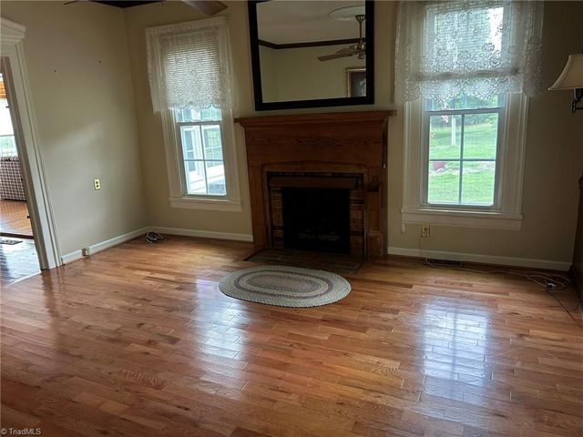 272 Lester Foster Road, Advance, NC 27006