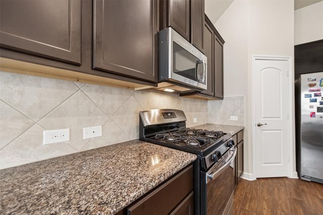 15127 Winthrop Manor Way, Cypress, TX 77429