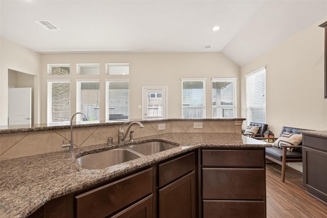 15127 Winthrop Manor Way, Cypress, TX 77429