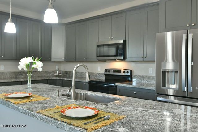 1091 N Vail View Road, Vail, AZ 85641