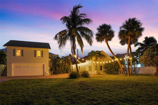 702 PASS A GRILLE WAY, St Pete Beach, FL 33706