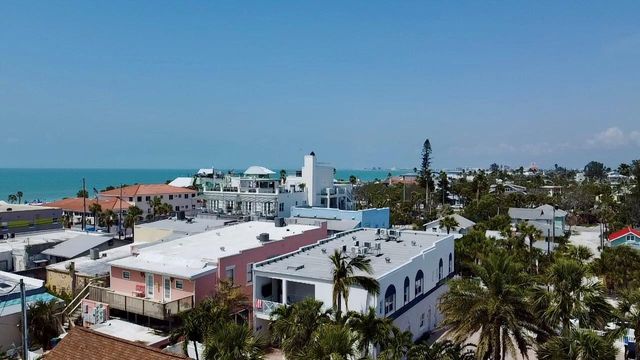 702 PASS A GRILLE WAY, St Pete Beach, FL 33706