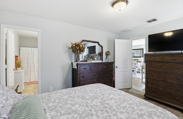 4427 Donley Bayou, San Antonio, TX 78245