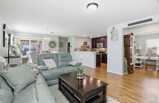 4427 Donley Bayou, San Antonio, TX 78245