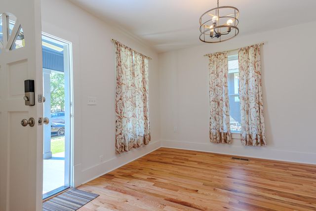 1103 S Holly Street, Chattanooga, TN 37404