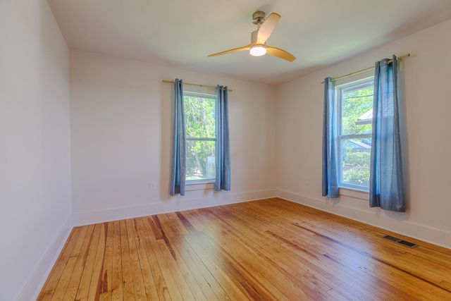 1103 S Holly Street, Chattanooga, TN 37404