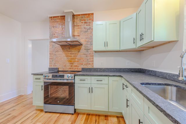 1103 S Holly Street, Chattanooga, TN 37404