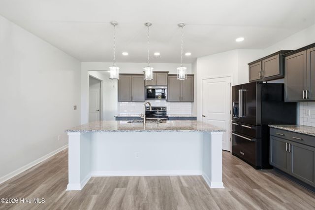 101 York Lane, Hampstead, NC 28443