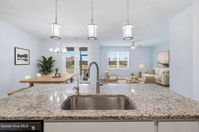 101 York Lane, Hampstead, NC 28443