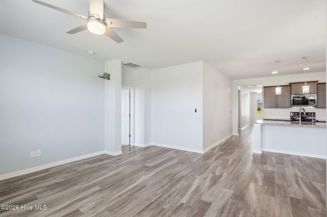 101 York Lane, Hampstead, NC 28443