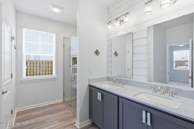 101 York Lane, Hampstead, NC 28443