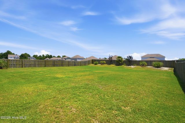 101 York Lane, Hampstead, NC 28443