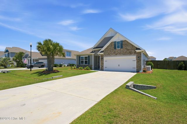101 York Lane, Hampstead, NC 28443
