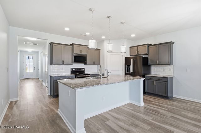 101 York Lane, Hampstead, NC 28443