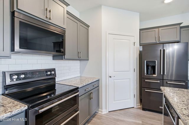 101 York Lane, Hampstead, NC 28443
