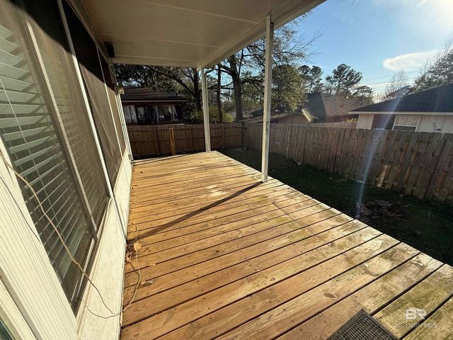 119 Lake Forest Boulevard, Daphne, AL 36526