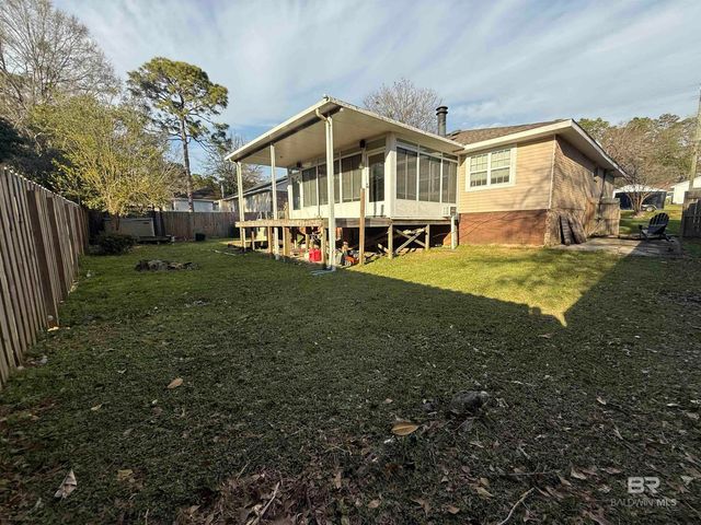119 Lake Forest Boulevard, Daphne, AL 36526
