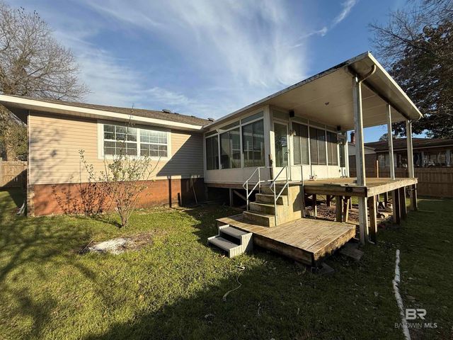 119 Lake Forest Boulevard, Daphne, AL 36526