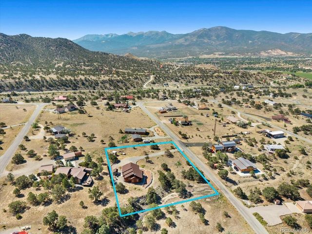 9900 E Cheyenne Cir, Salida, CO 81201