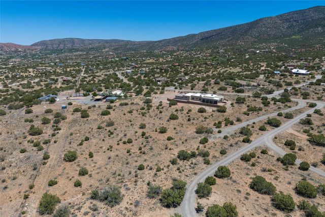 13 Quail Meadow Road, Placitas, NM 87043