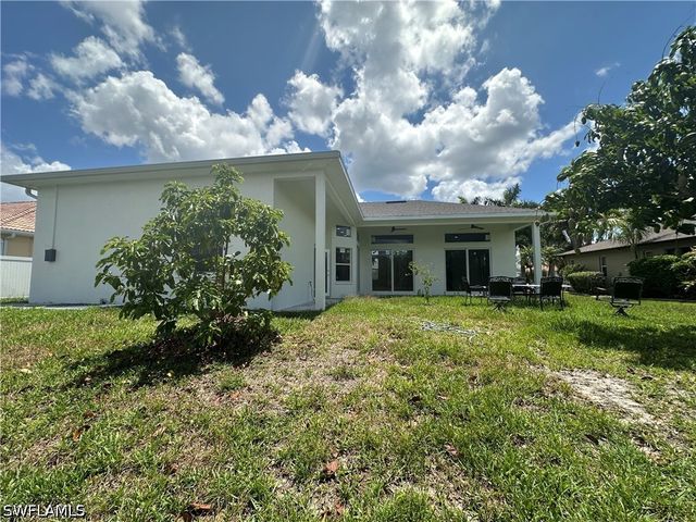 2220 SE 18th AVE, Cape Coral, FL 33990