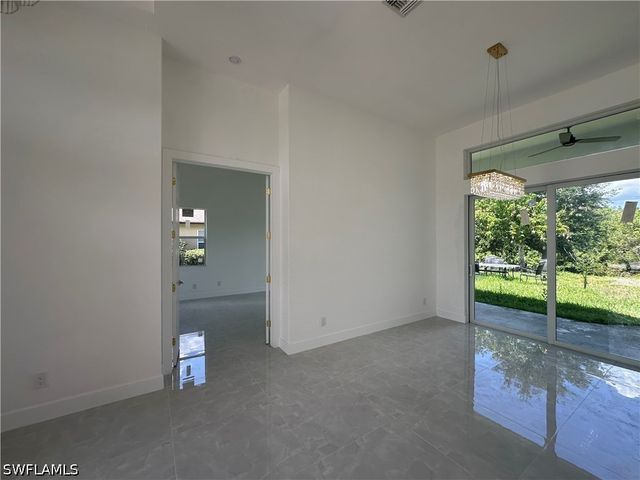 2220 SE 18th AVE, Cape Coral, FL 33990