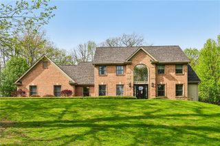 107 Timberlee Dr, Connoquenessing Twp, PA 16033