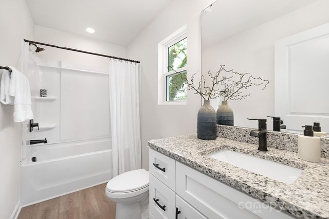 116 N Gould Avenue, Bessemer City, NC 28016