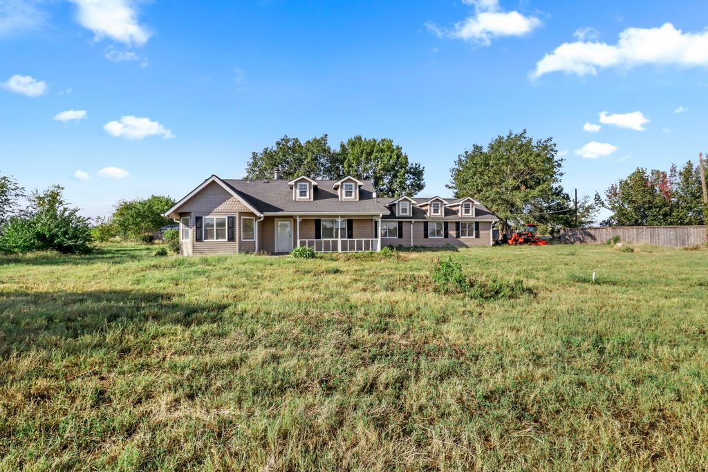 10724 County Road 2458, Terrell, TX 75160