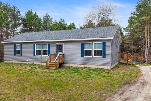 714 Se Saunders Road, Kalkaska Twp, MI 49646