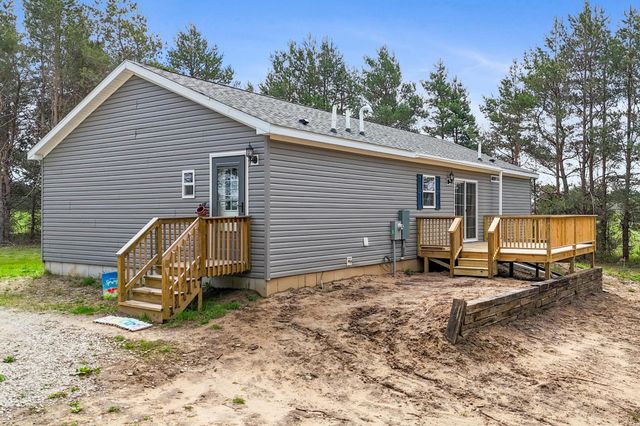 714 Se Saunders Road, Kalkaska Twp, MI 49646