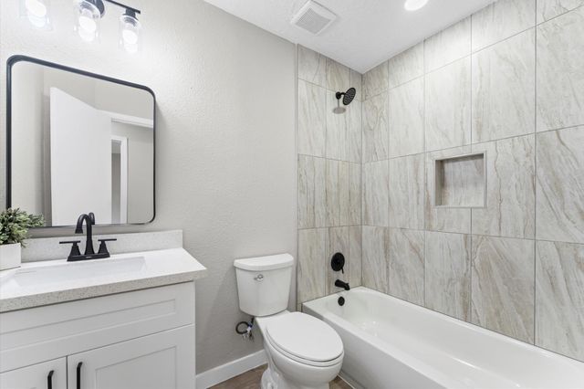 6810 Heather Hollow Drive, Katy, TX 77449