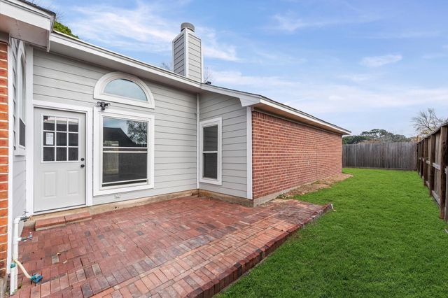 6810 Heather Hollow Drive, Katy, TX 77449