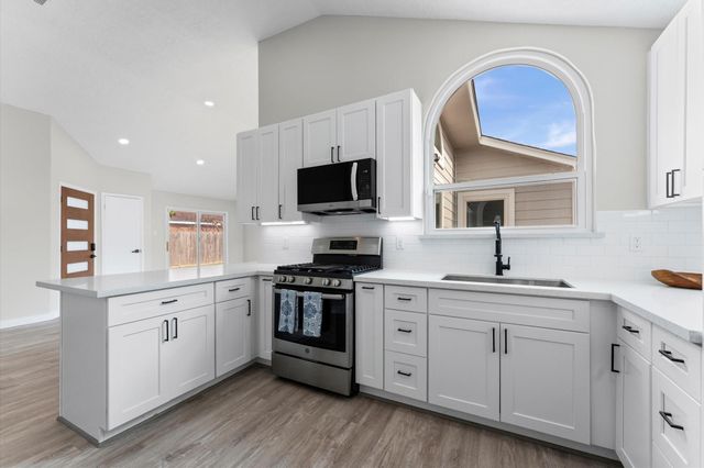 6810 Heather Hollow Drive, Katy, TX 77449