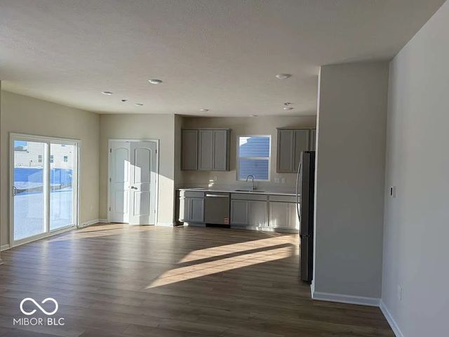 3846 Riverstone Drive, Whitestown, IN 46075