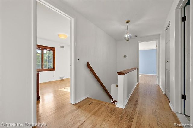 22601 Highbank Drive, Beverly Hills, MI 48025