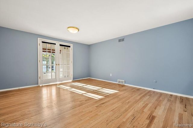 22601 Highbank Drive, Beverly Hills, MI 48025