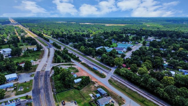 1301 N San Jacinto Avenue, Cleveland, TX 77327