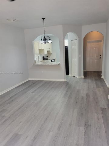 751 SE 2nd St, Homestead, FL 33030