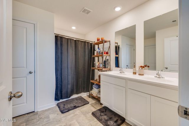 169 Crawford Circle, Bristol, TN 37620