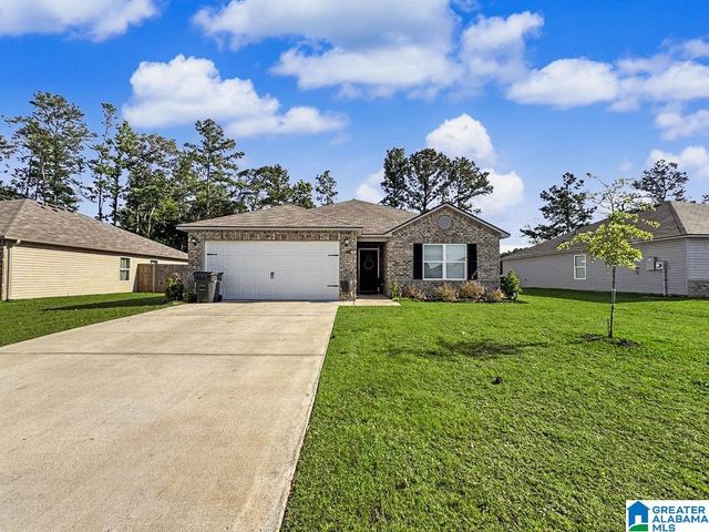 282 AMBER AVENUE, Calera, AL 35040