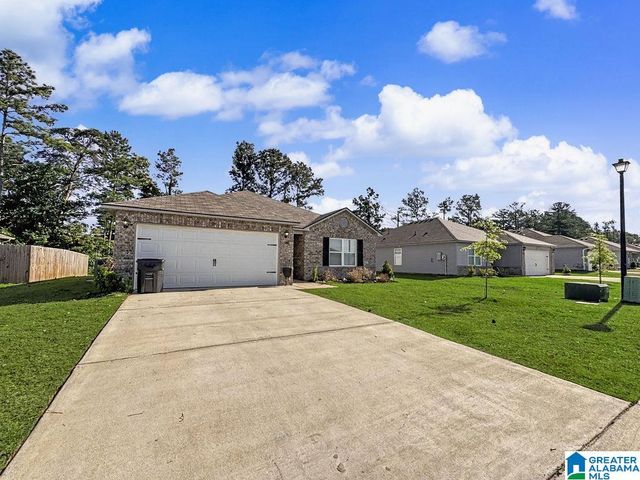 282 AMBER AVENUE, Calera, AL 35040