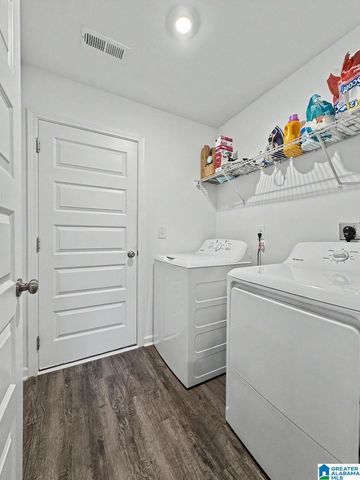 282 AMBER AVENUE, Calera, AL 35040