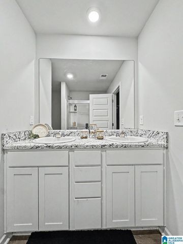 282 AMBER AVENUE, Calera, AL 35040